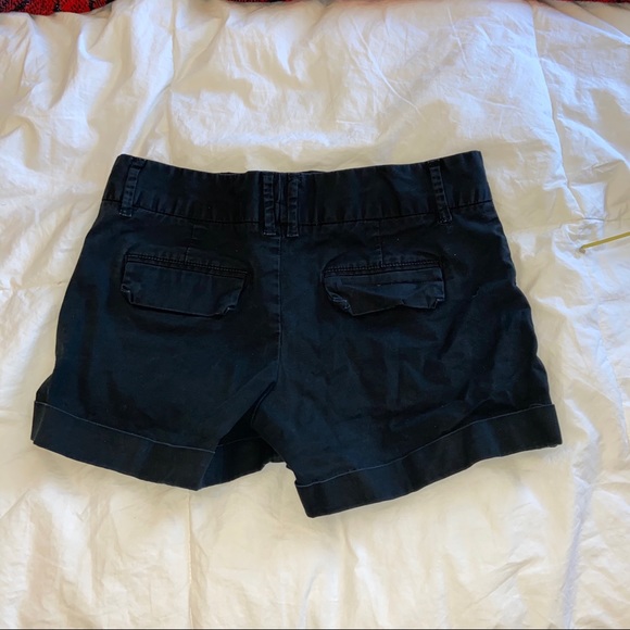 Old Navy Stretch Low Waist Shorts - Picture 6 of 6